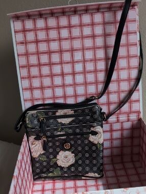 Giani Bernini botanical floral crossbody bag